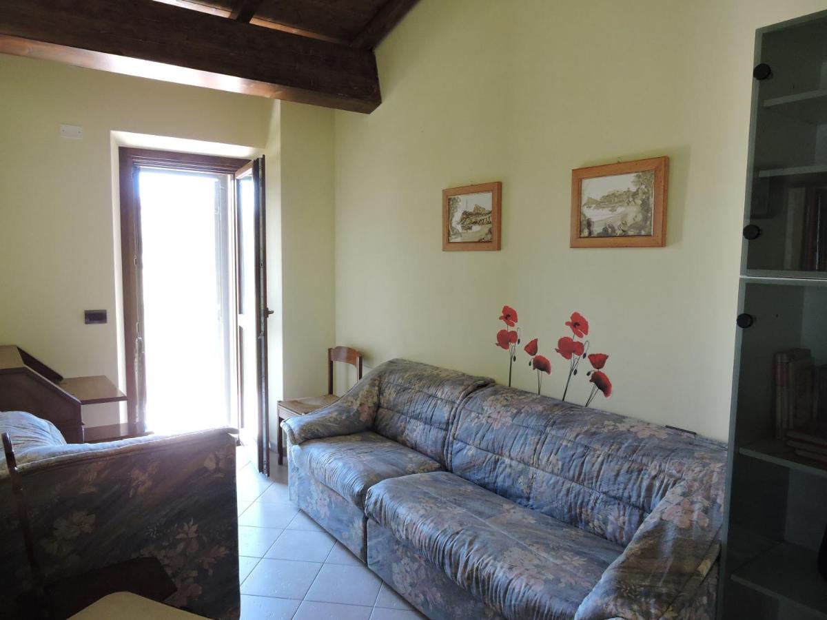 La Casa Di Marco E Lorella Fratta Todina Extérieur photo